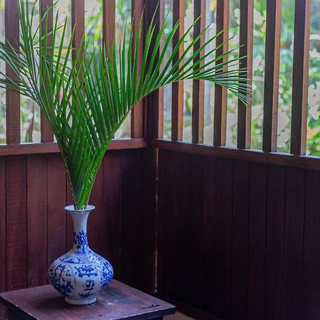 Puri Mango Guest House Sanur Exterior photo