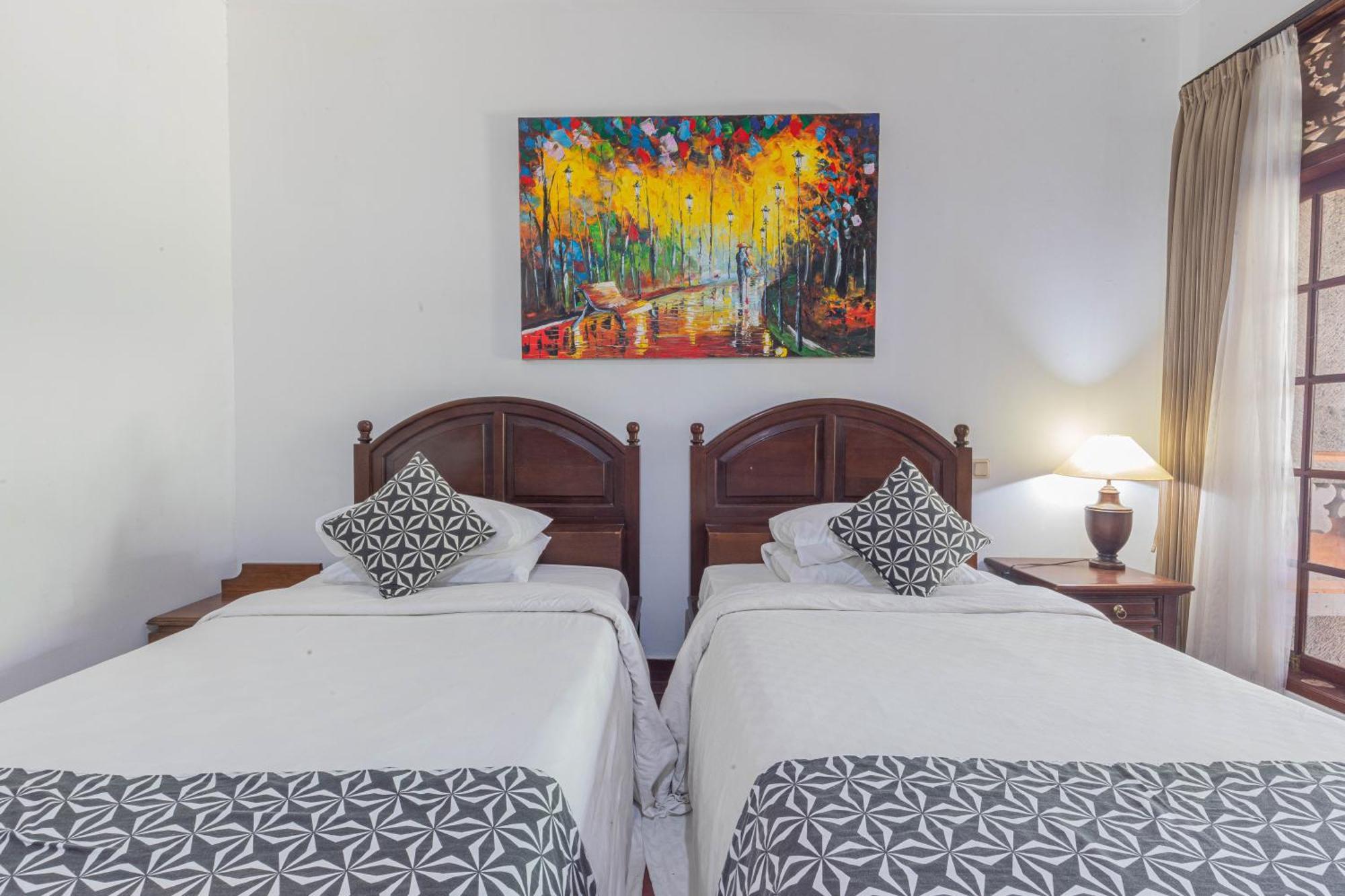 Puri Mango Guest House Sanur Exterior photo