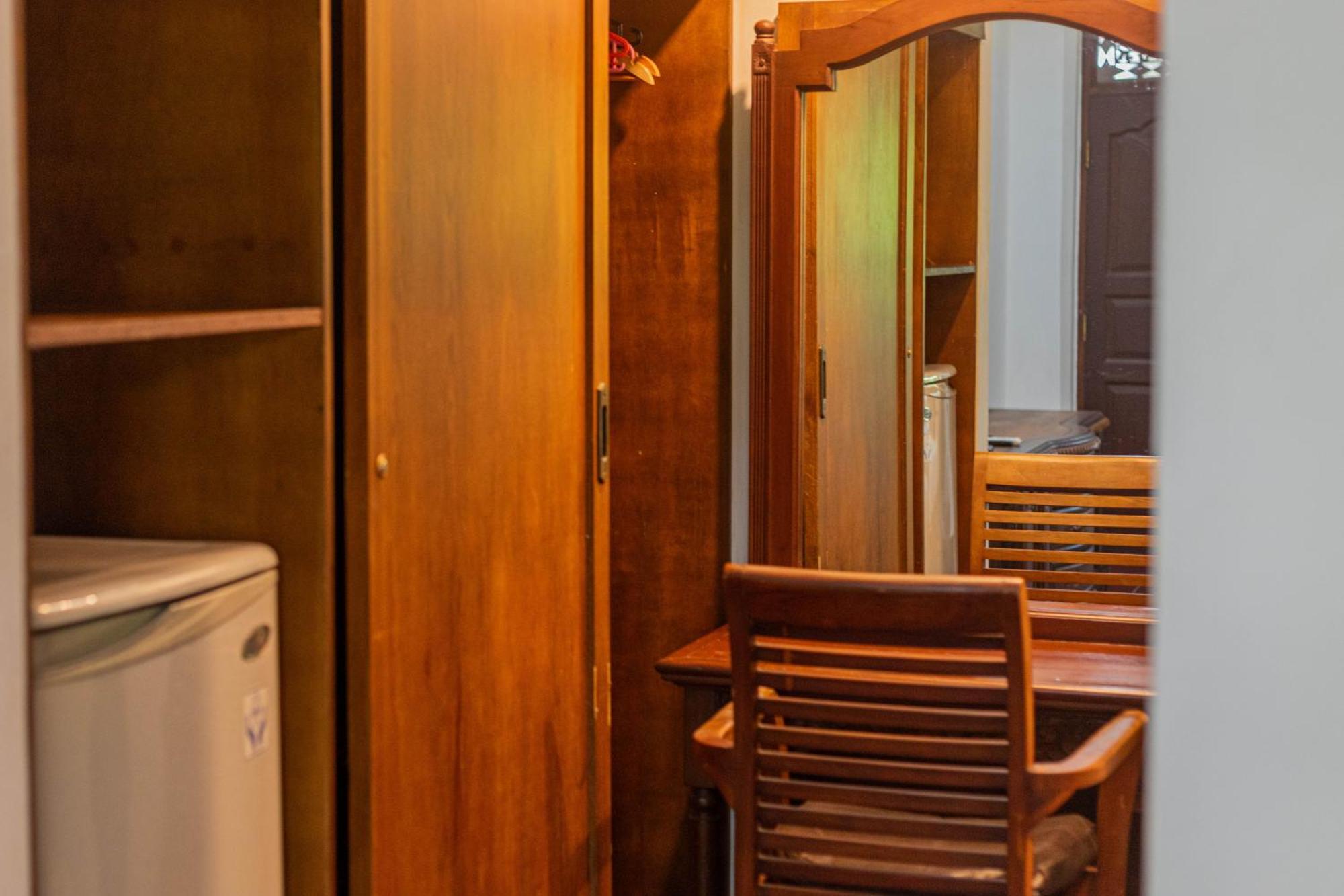 Puri Mango Guest House Sanur Exterior photo
