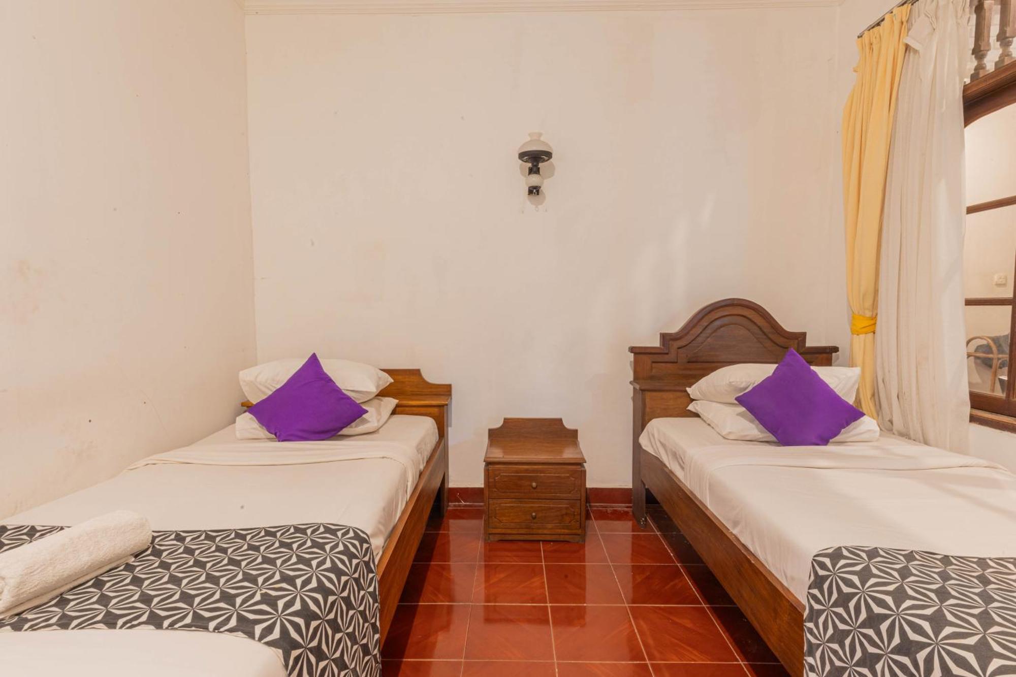 Puri Mango Guest House Sanur Exterior photo