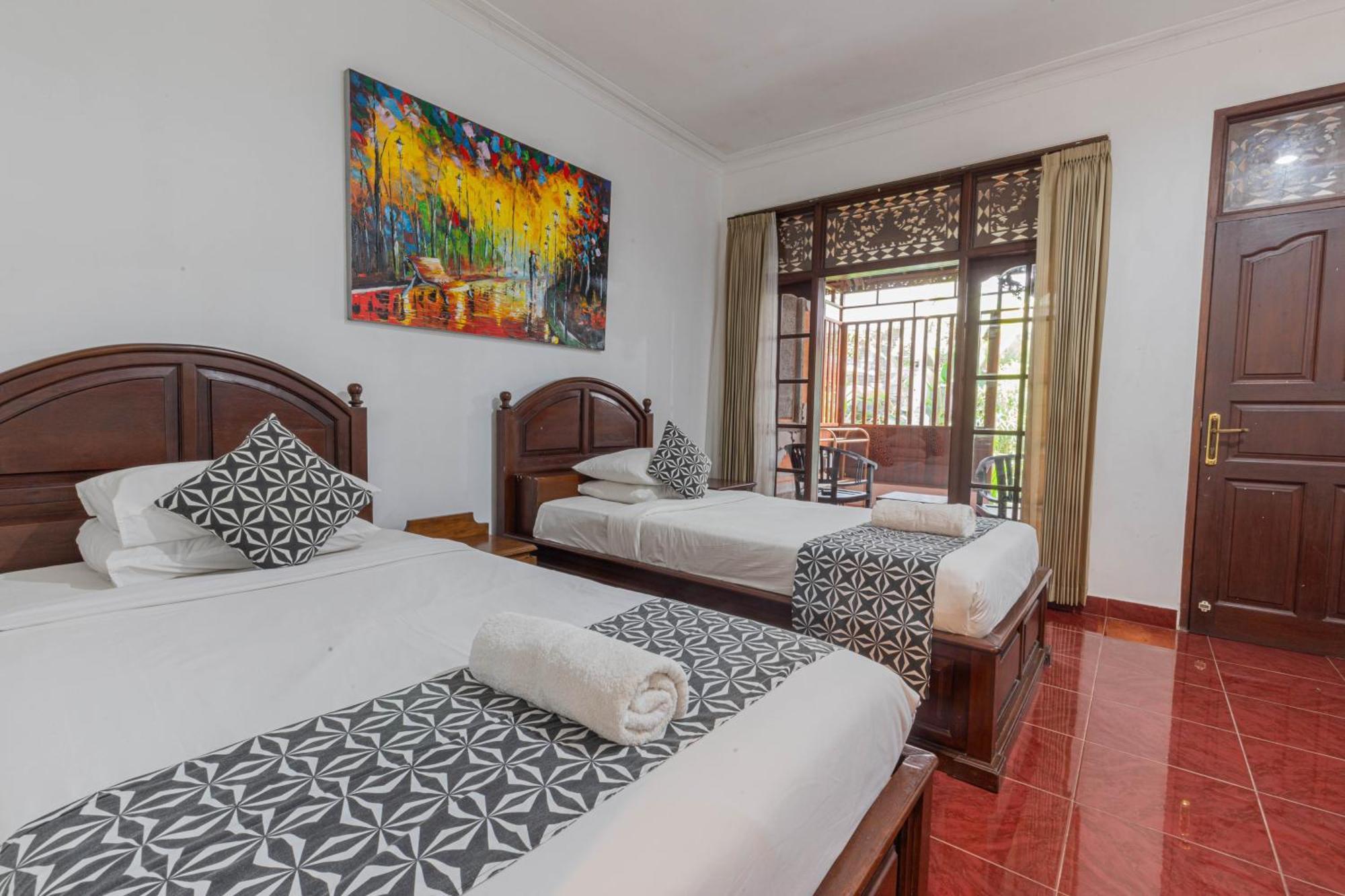 Puri Mango Guest House Sanur Exterior photo